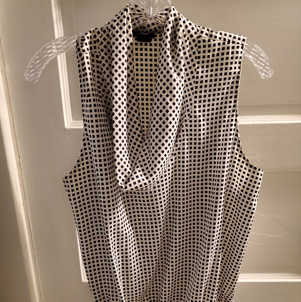 Ann Taylor Sleeveless Top